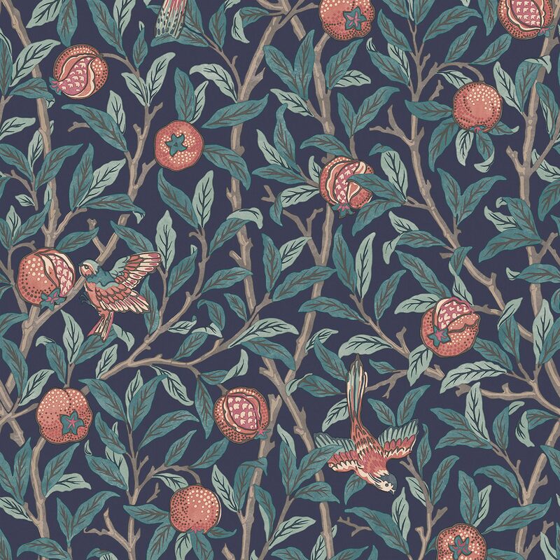 William Morris Papier peint intissé POMEGRANATE coloris bleu nuit